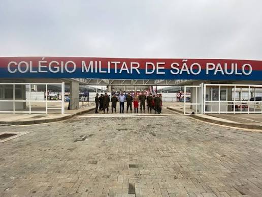 Colégio militar em São Paulo