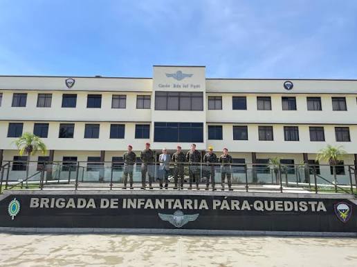 Pavilhão de comando militar